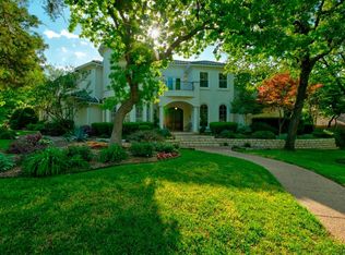 909 Suffolk Ct, Southlake, TX 76092