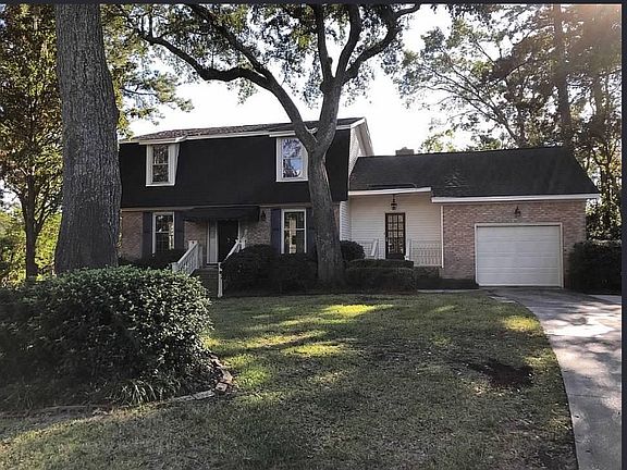 2nd image of 7 Gardens Corner Ct