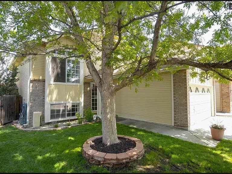 3933 W 63rd Pl — Photo 2