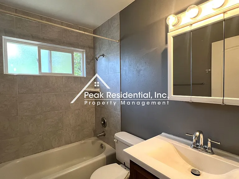 5555 Keoncrest Cir — Photo 9
