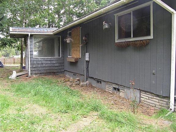 2nd image of 251 W Newell Ave
