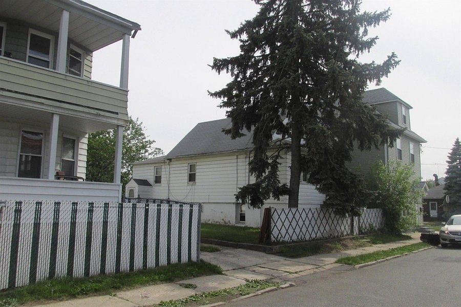 2nd image of 432 Madeline Ave