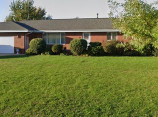 504 E Oaks Rd, Urbana, IL 61802