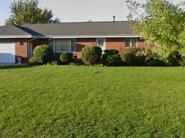 504 E Oaks Rd, Urbana, IL 61802