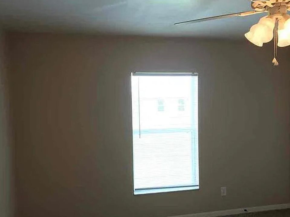 1st image of 1104 NW 19th Pl