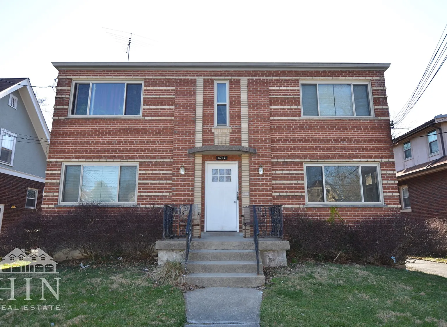 2 bed, 800 sqft, $1,075 — Photo 1