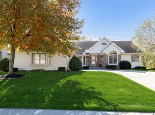 2424 Park Dr, West Des Moines, IA 50265