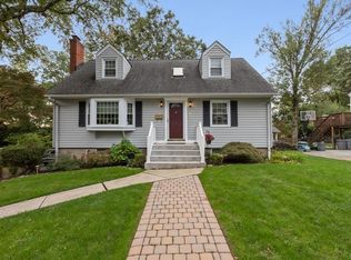 18 Archung Rd, Wayne, NJ 07470