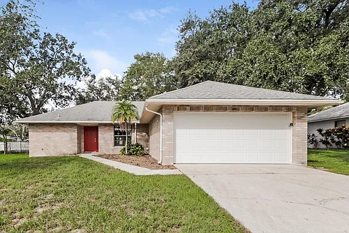 801 Cambridge Way Photo 1