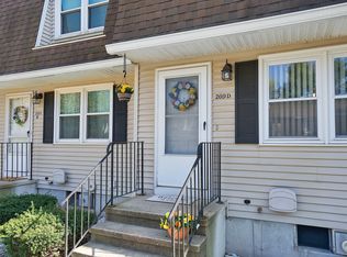 269 Oakland St APT D, Manchester, CT 06042