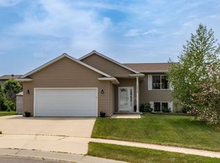 5828 Baron Ln NW, Rochester, MN 55901