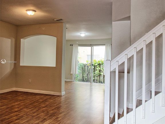 4th image of 8155 NW 108th Ave #8155