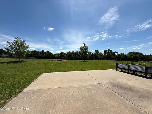 5th image of 9484 Erika Ln