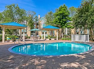615 Elmwood Park Blvd #-216, New Orleans, LA 70123