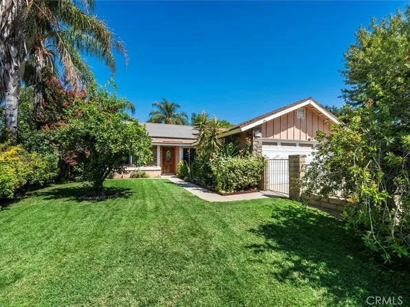 24345 Cheryl Kelton Pl, Santa Clarita, CA 91321