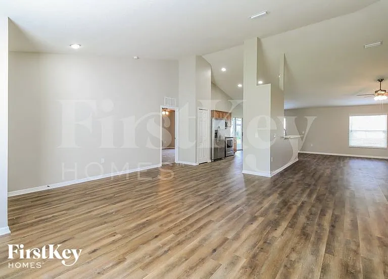 4 Ritchie Pl — Photo 3