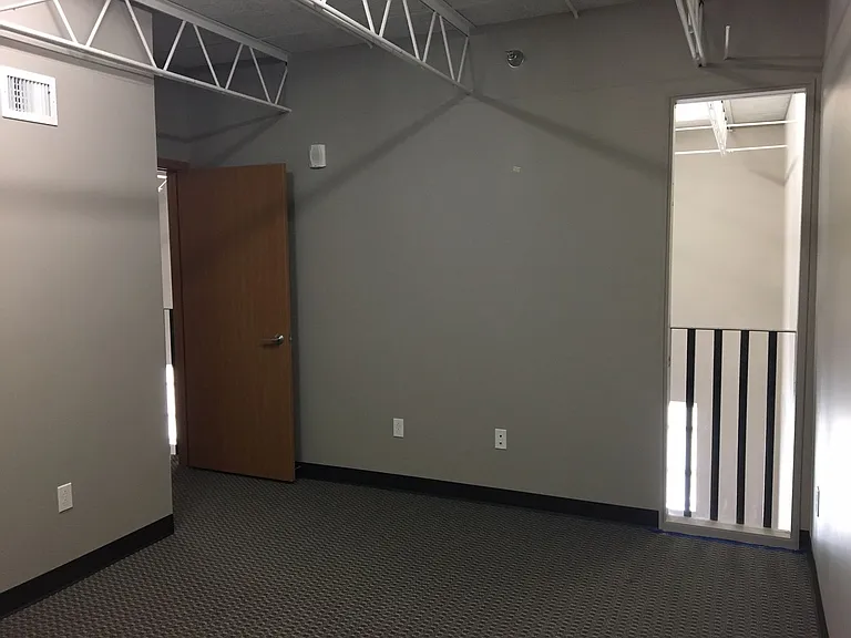3200 Pioneer Ave SE — Photo 3
