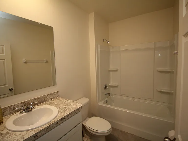 1405 Mineral Loop Dr NW — Photo 4