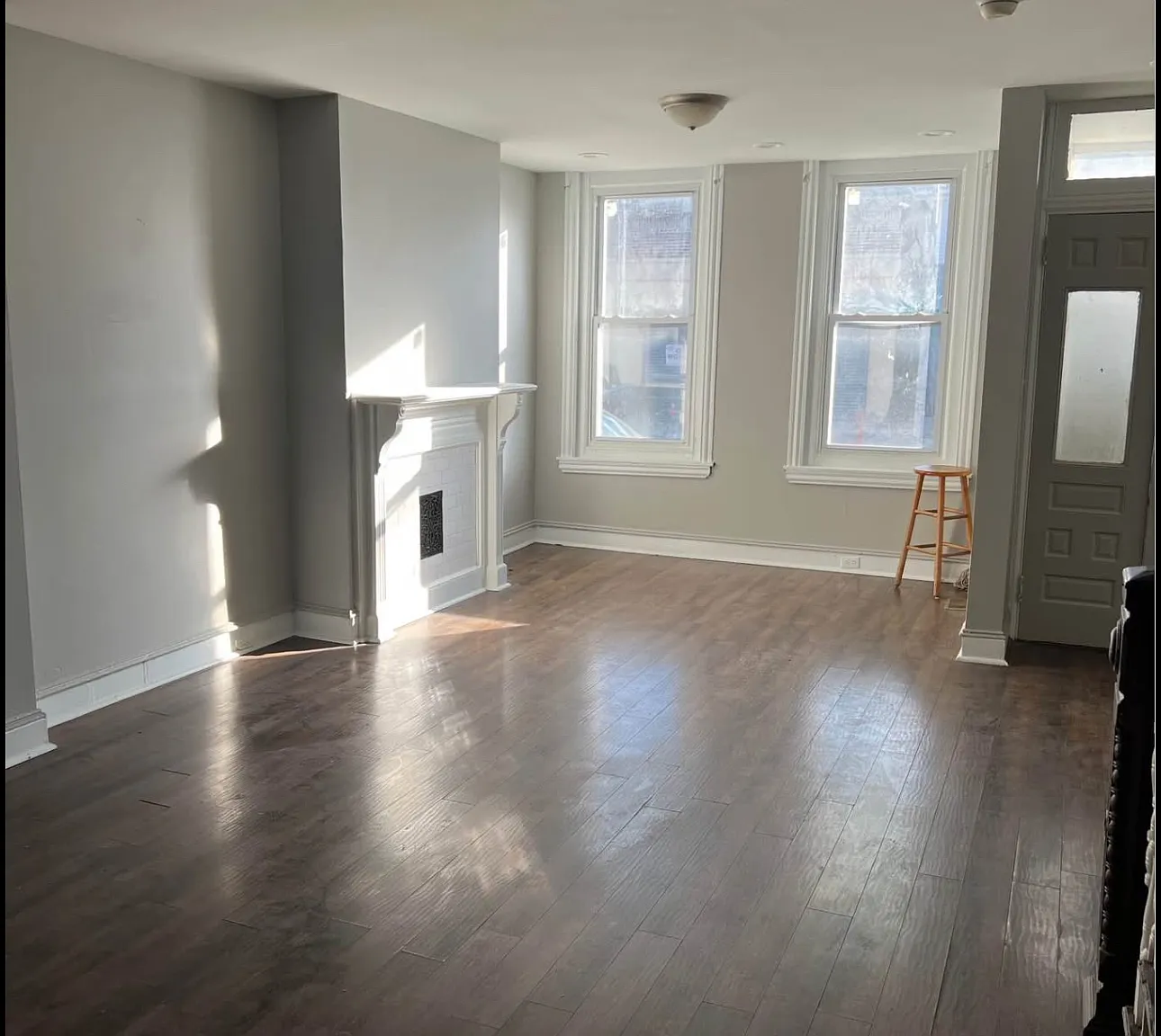 3 bed, 2.5 bath, 1204 sqft, $2,200 — Photo 3