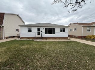 3014 Priscilla Ave, Parma, OH