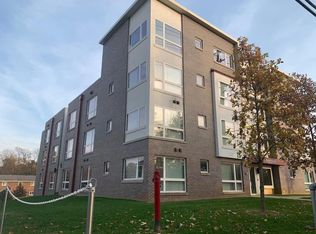 604 N Smith Rd, Bloomington, IN 47408