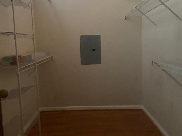 Walk-in closet daytime
