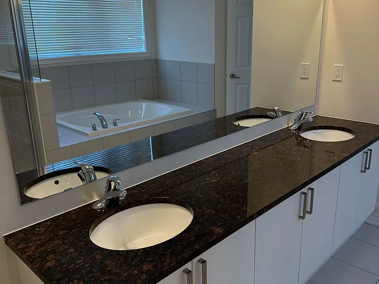 166 Auckland Dr — Photo 30