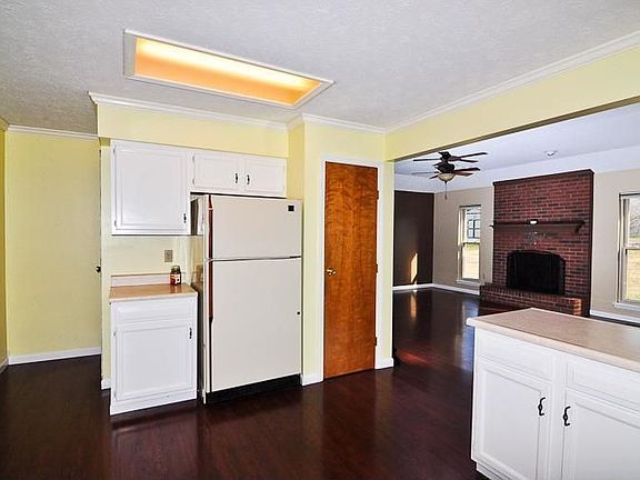 5th image of 6792 Netherland Dr