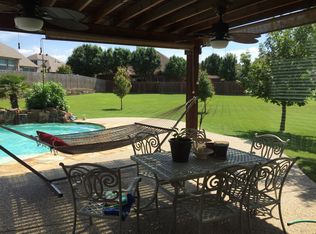 2 Manchester Ct, Mansfield, TX 76063