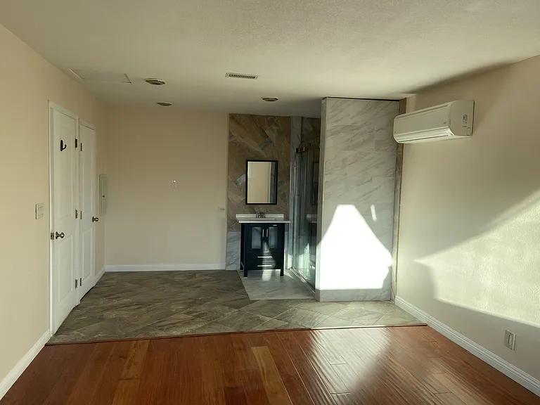 1502 N Hilltop Dr — Photo 5