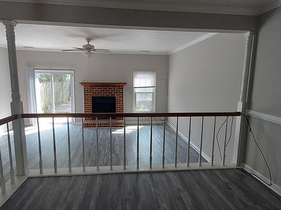 5th image of 266 Weller Blvd