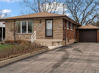 977 Upper Sherman Ave, Hamilton, ON L8V3N4