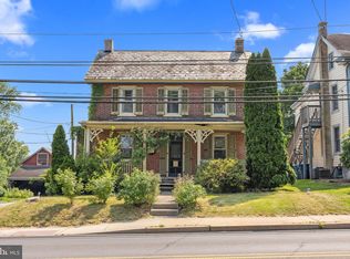 150 N Main St, Chalfont, PA 18914