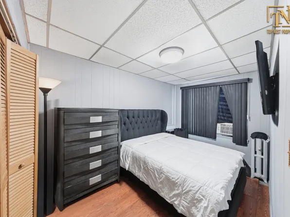 661 Euclid Avenue image 19 of 25