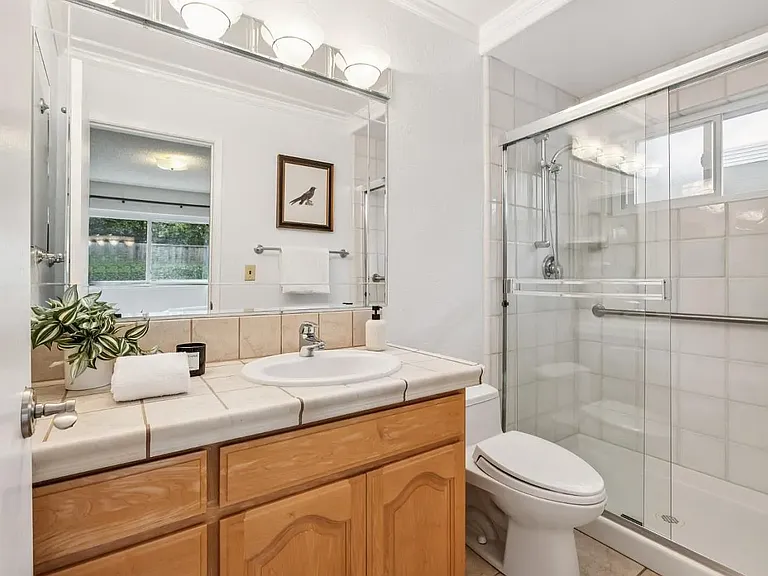 1563 Heron Ave — Photo 10