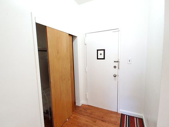 4th image of 2115 Astoria Blvd APT 3R