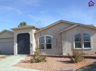 677 Stone Canyon Dr, Las Cruces, NM 88011