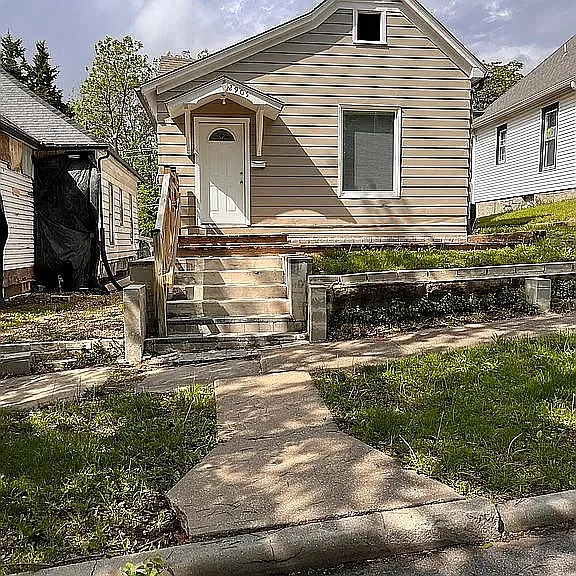 2905 Penn St