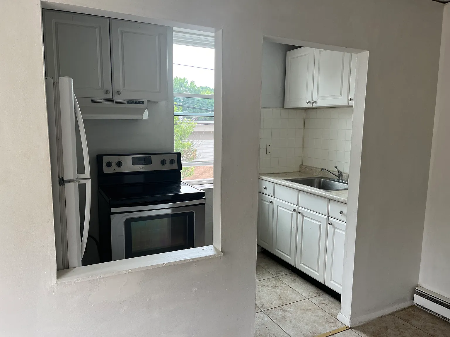 Studio, 400 sqft, $1,000 — Photo 2