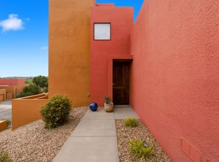 629 Avenida Colima #629, Santa Fe, NM 87506