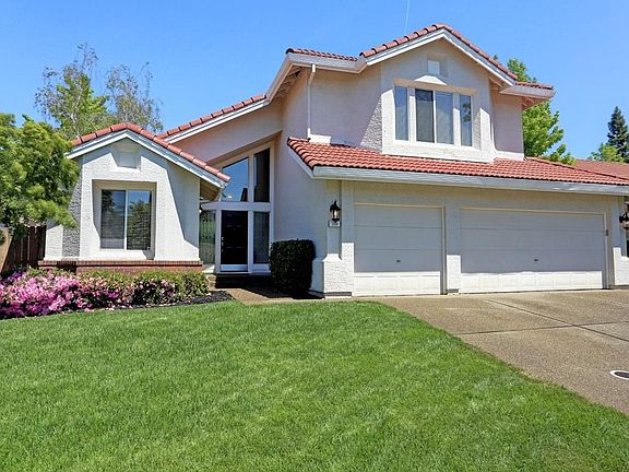 3rd image of 109 Northolt Ct