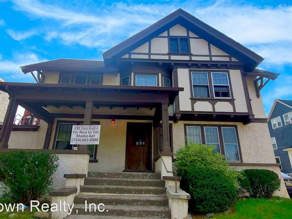 1st image of 1338 Washtenaw Ave APT 4