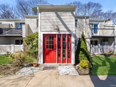 24 Richmond Boulevard #4B, Ronkonkoma, NY, 11779