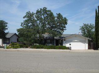 2710 Starlight Blvd, Redding, CA 96001