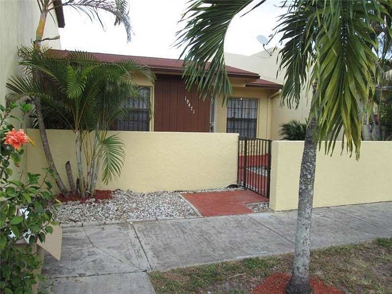 1st image of 19380 NW 54th Ct