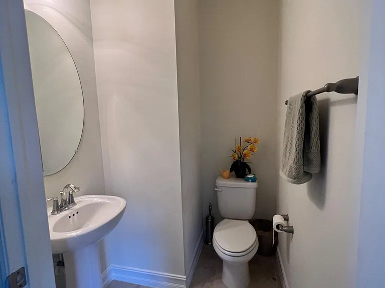 7956 Bristol Cir — Photo 16