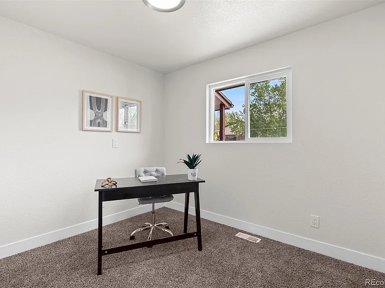 7961 Granada Rd — Photo 17
