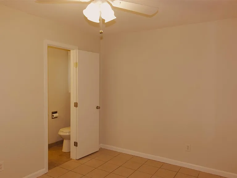 5308 Peppertree Pkwy — Photo 14