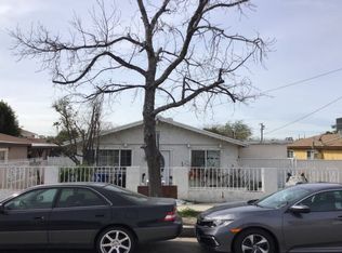 13070 Foothill Blvd, Sylmar, CA 91342