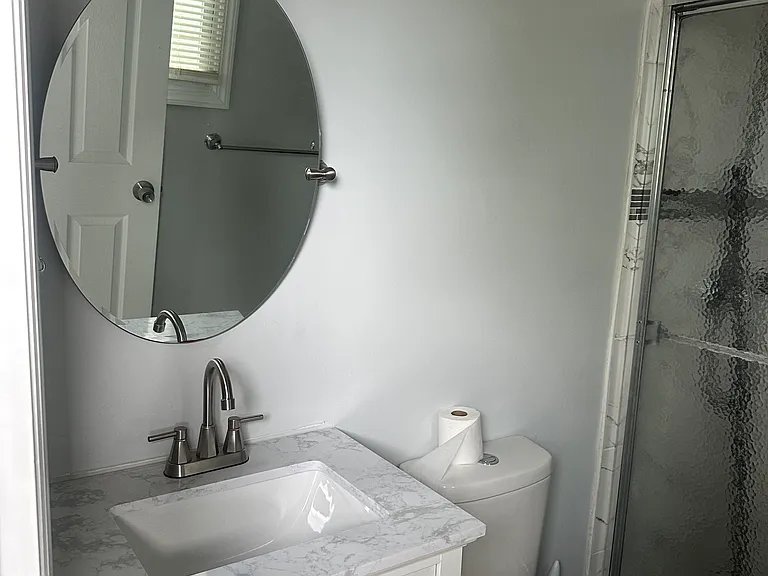 124-126 Keen St #2 — Photo 9
